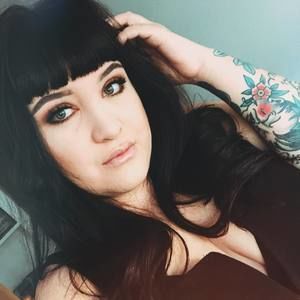 Meet your Posher, Ashlee